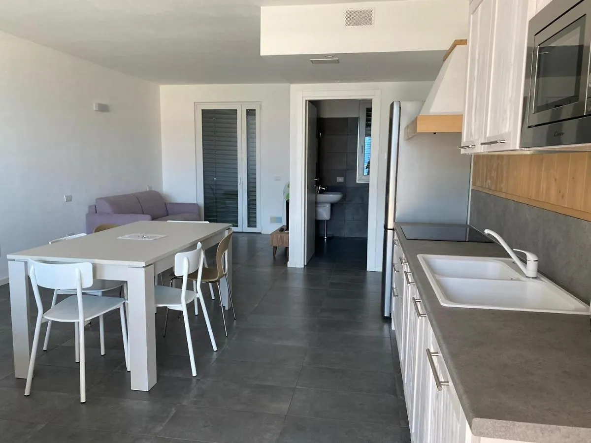 The Sunshine - Apartments With Pool Musso