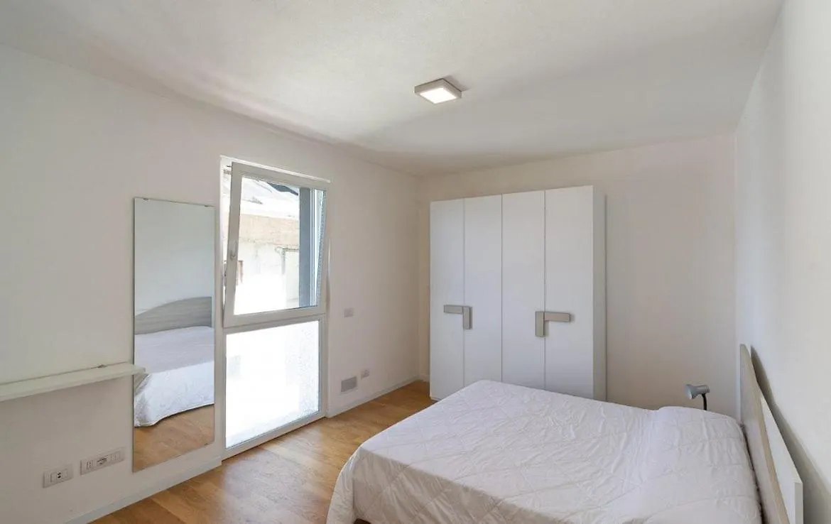 The Sunshine - Apartments With Pool Musso