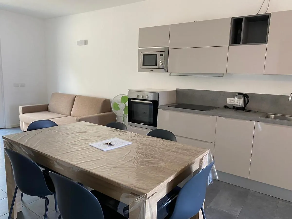 The Sunshine - Apartments With Pool Musso